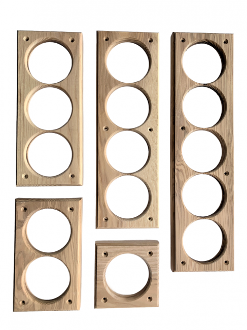 Накладка под розетку/выключатель 68 мм из дерева Ясень на бревно и блок-хаус диаметром 280мм